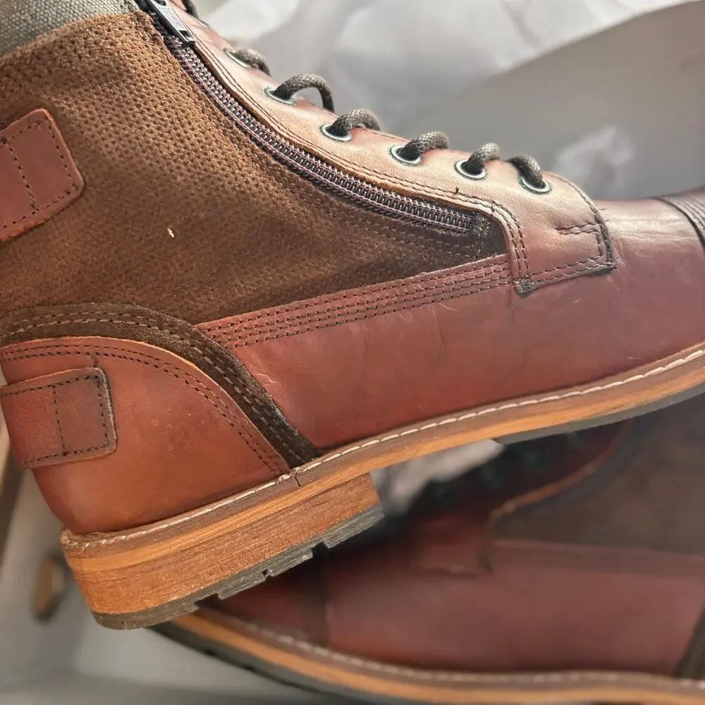 Crown Vintage Mens Brandon Boots 10 NWT Brown Leather Lace Combat Buckle Cap Toe